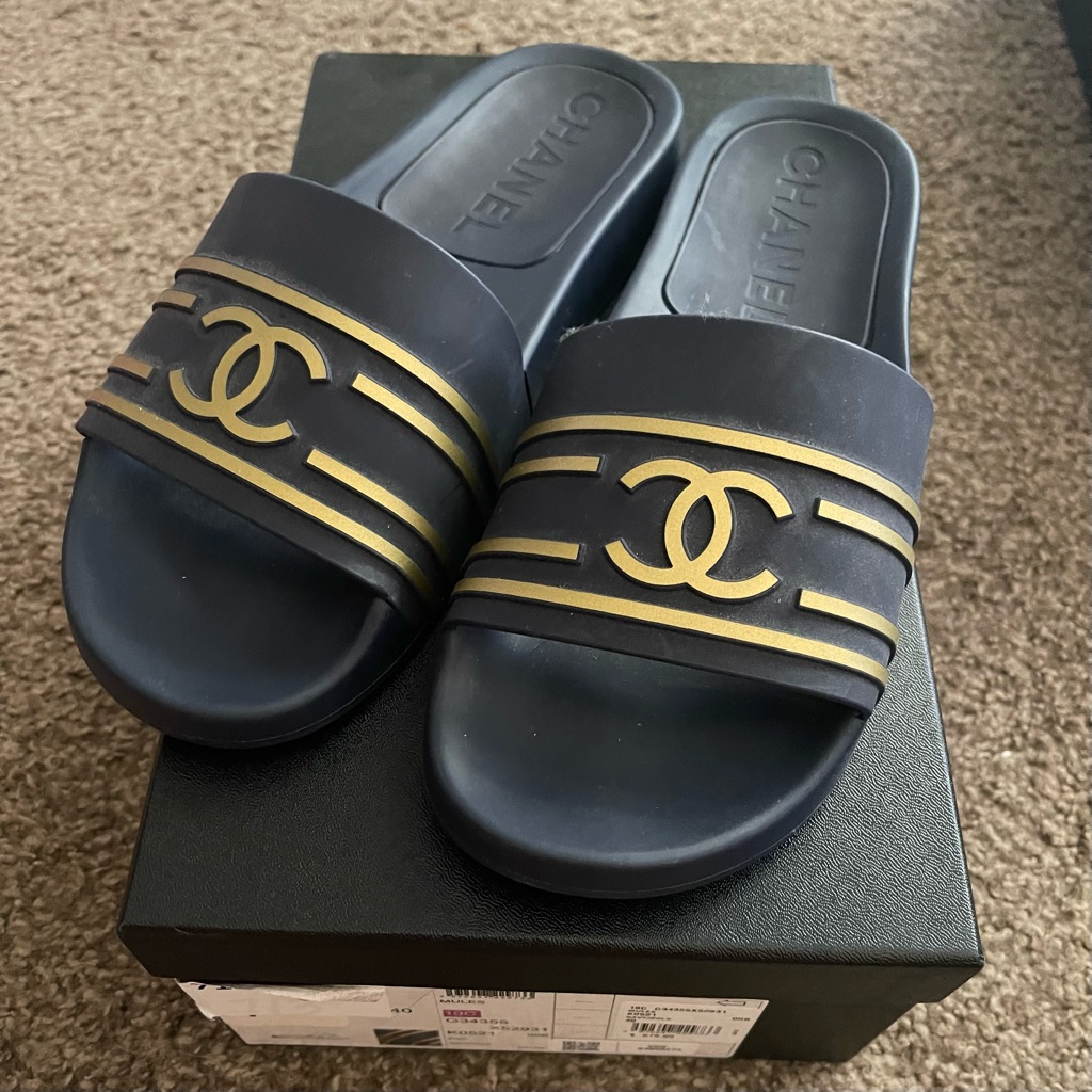 Chanel Pool Slides